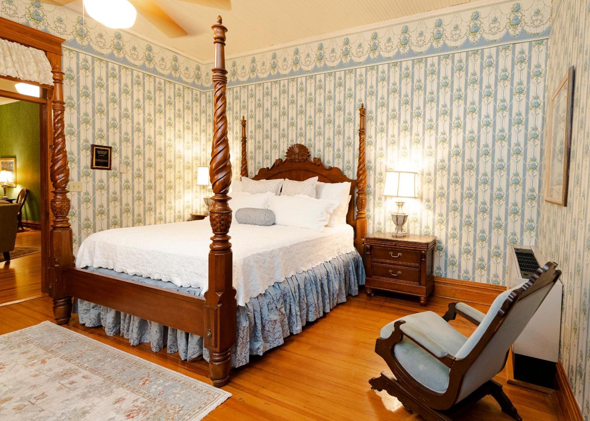 Отель Captain Henderson House Аркадельфия Номер фото